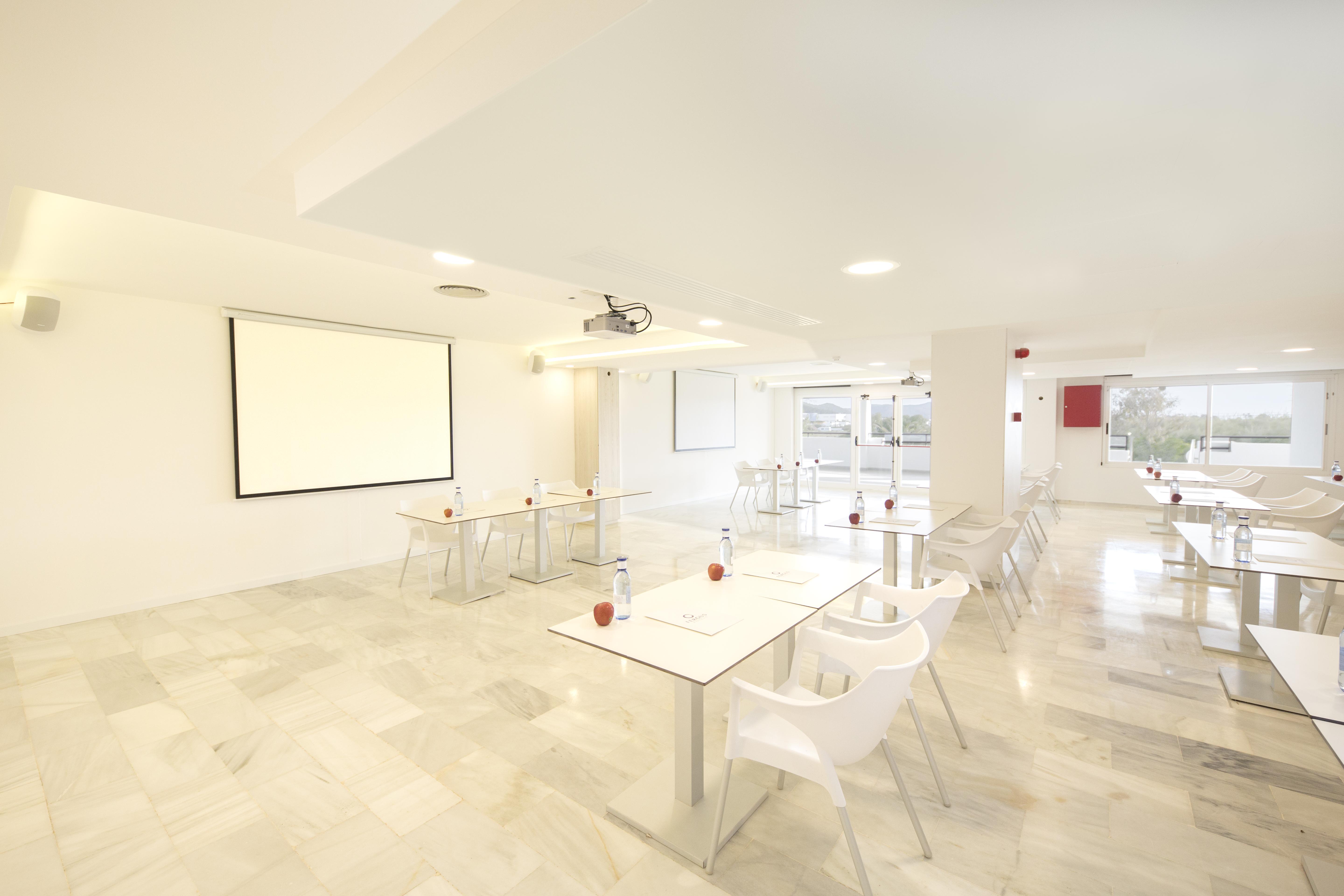 Fergus Style Bahamas (Adults Only) Ξενοδοχείο Playa d'en Bossa Εξωτερικό φωτογραφία